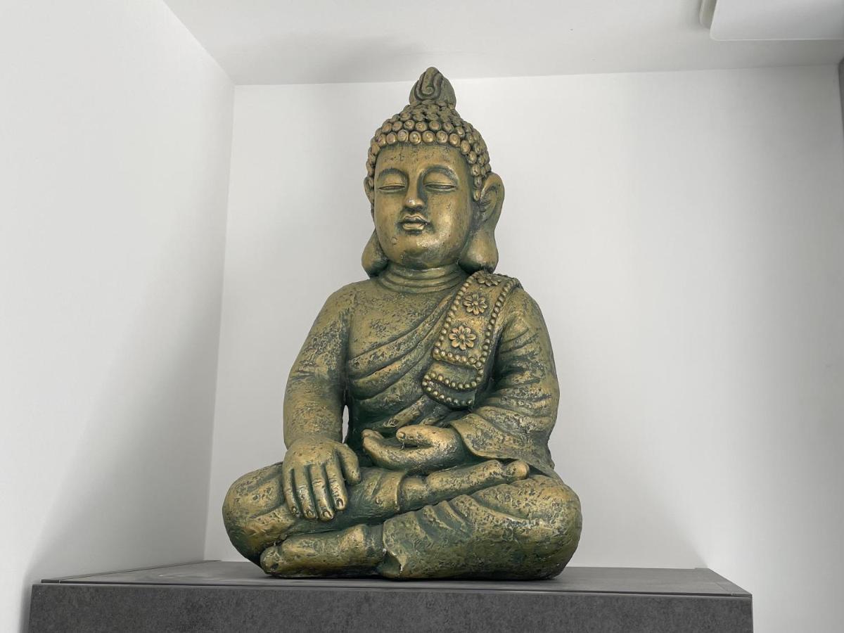 Siam Mahanakhon Appart & Spa Rieux-de-Pelleport Exteriör bild