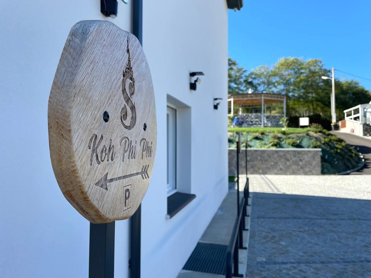 Siam Mahanakhon Appart & Spa Rieux-de-Pelleport Exteriör bild